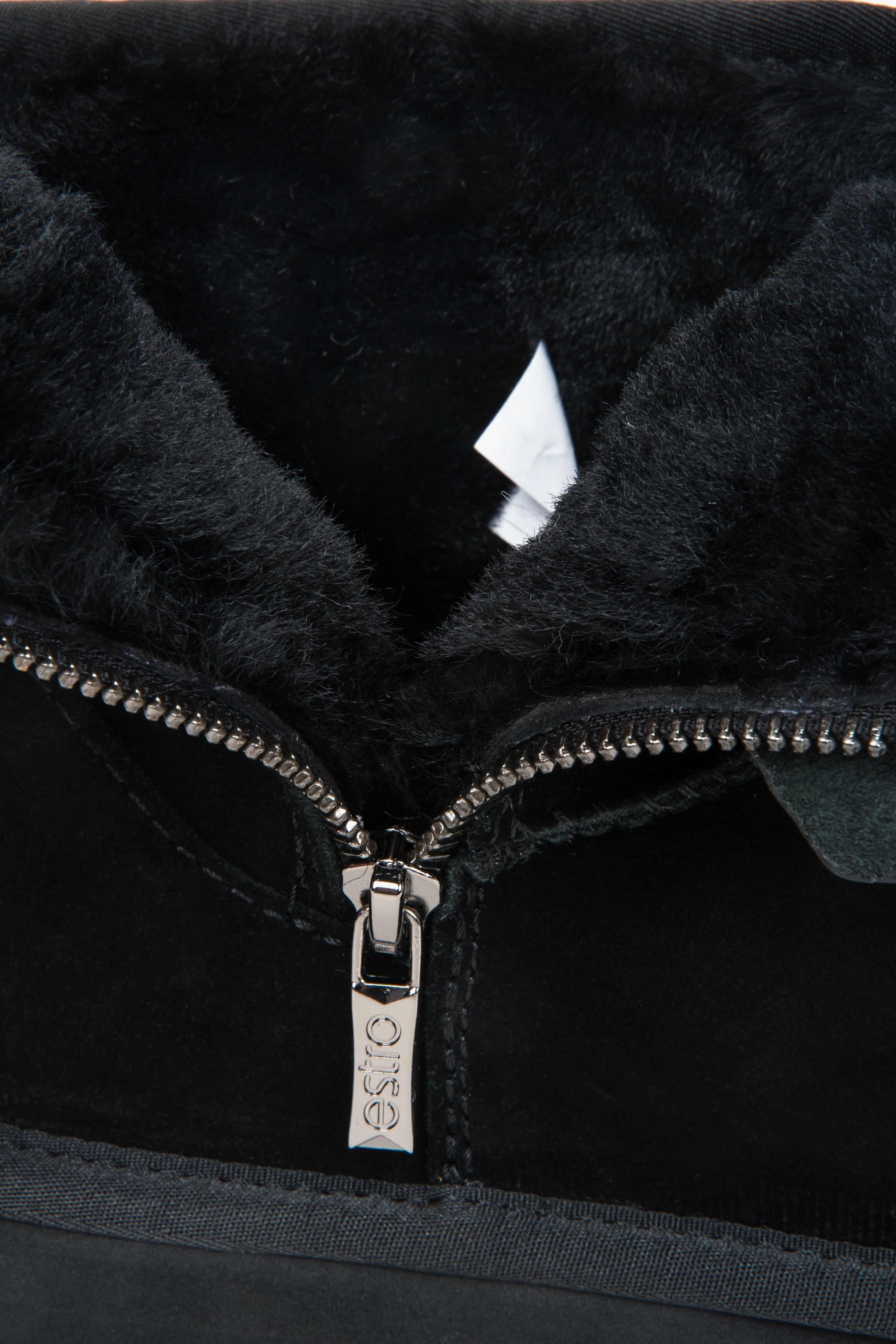 Elegante schwarze Damen-Winterstiefel aus echtem Veloursleder mit warmem Fellfutter.