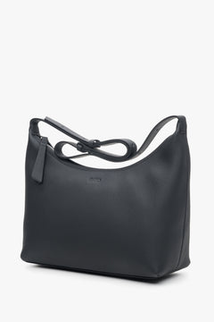 Schwarze Damen-Schultertasche aus echtem Leder von Estro.