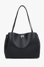 Schwarze Damen-Schultertasche aus echtem Leder von Estro in Frontalansicht