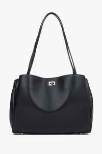 Schwarze Damen-Schultertasche aus echtem Leder von Estro in Frontalansicht