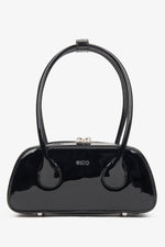 Schwarze Damen-Schultertasche aus edlem Lackleder Estro ER00116278.