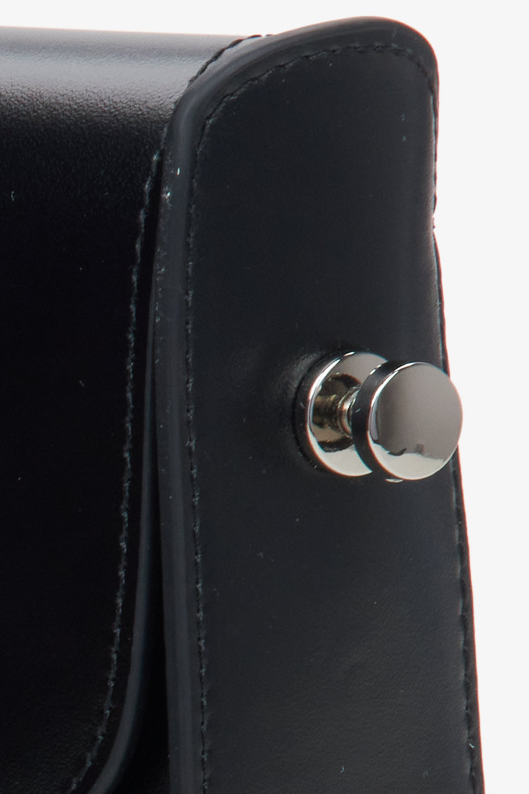 Schwarze Ledertasche Estro – Details.