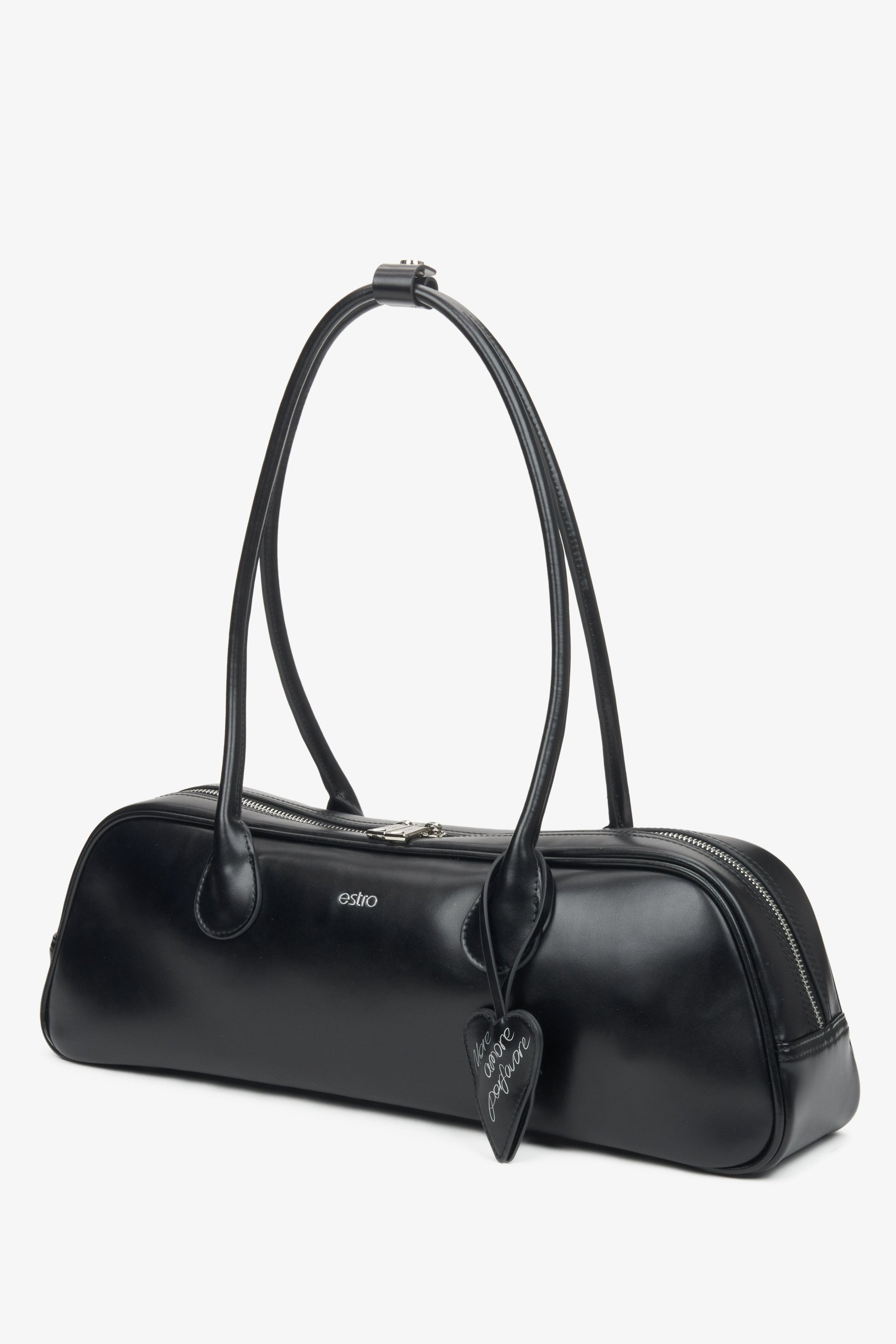 Estro – schwarze Damen-Schultertasche aus Leder mit langen Henkeln.