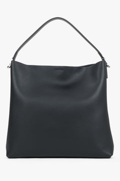 Frontale Ansicht der minimalistischen schwarzen Damen-Shopper-Tasche aus Glattleder mit kurzem Schulterhenkel   