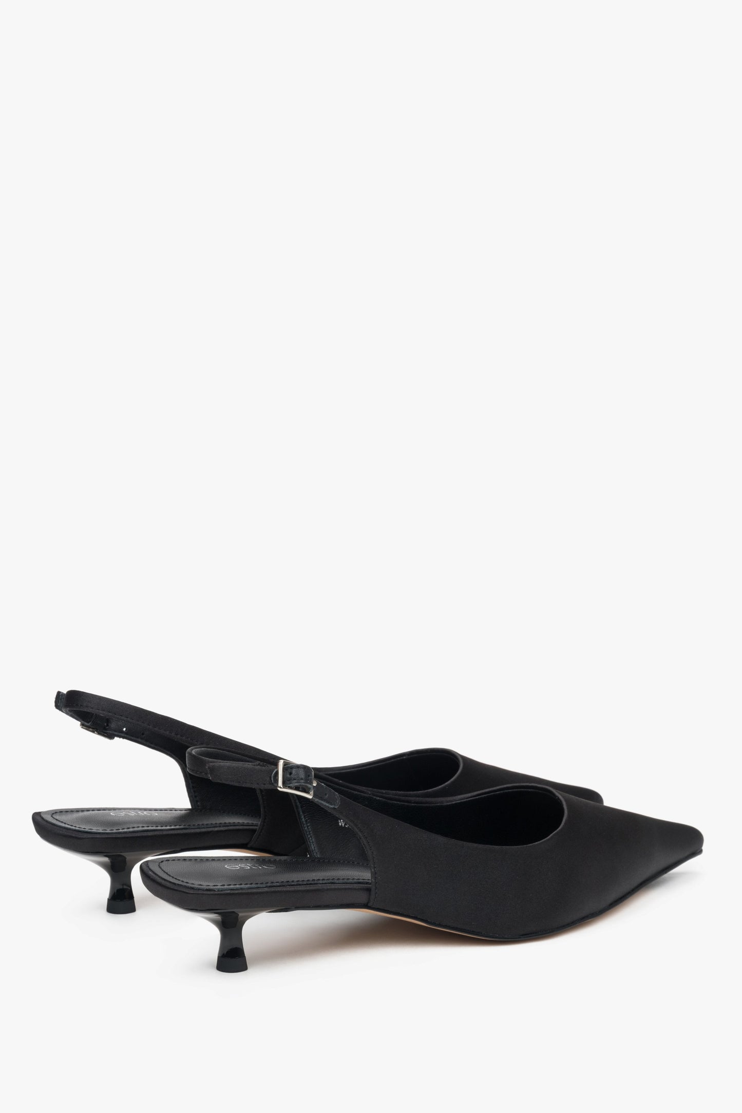 Spitz zulaufende Pumps mit kleinem Absatz in Schwarz, Estro ER00117208