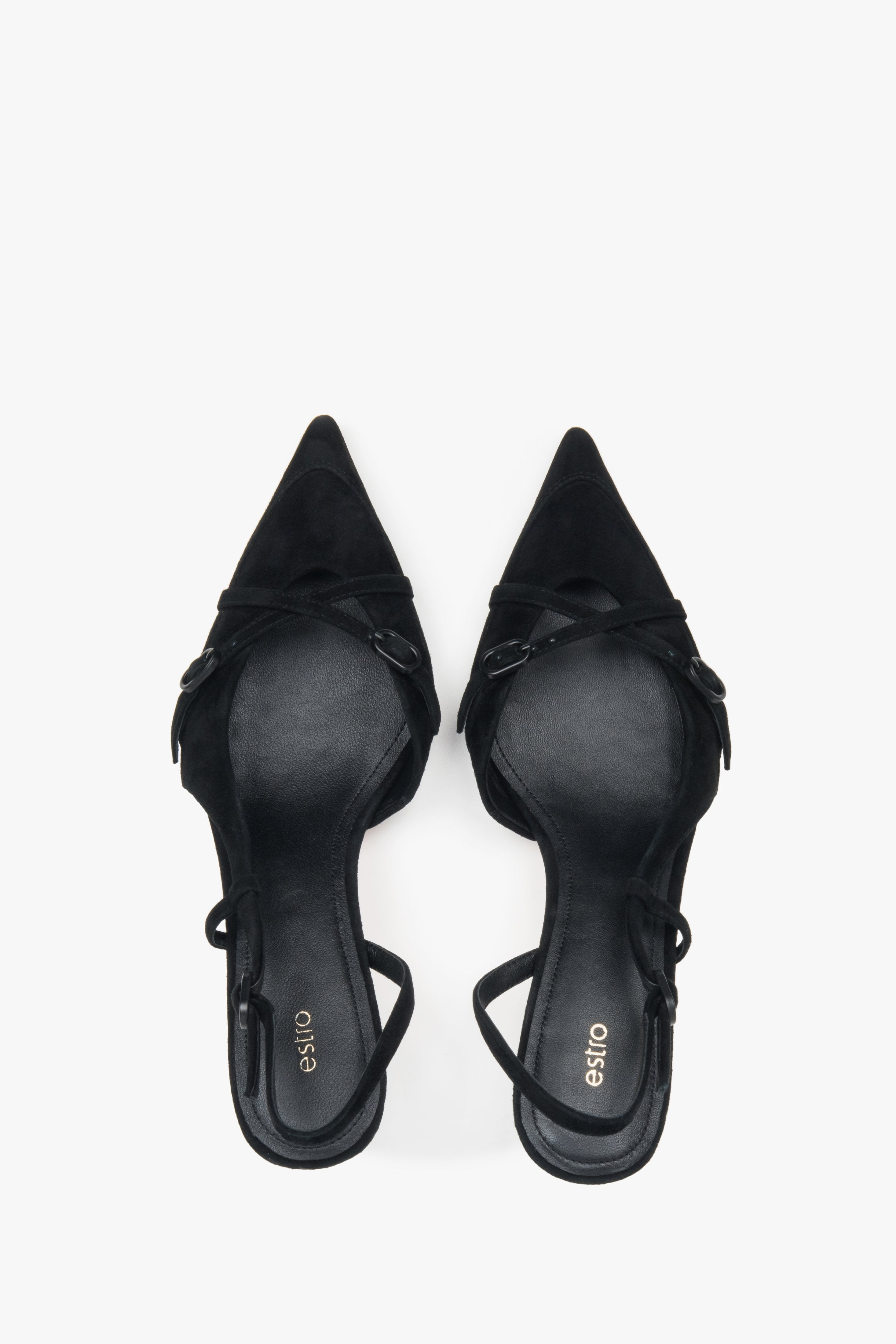 Damen-Slingback-Pumps von Estro aus schwarzem Velours mit niedrigem Absatz.