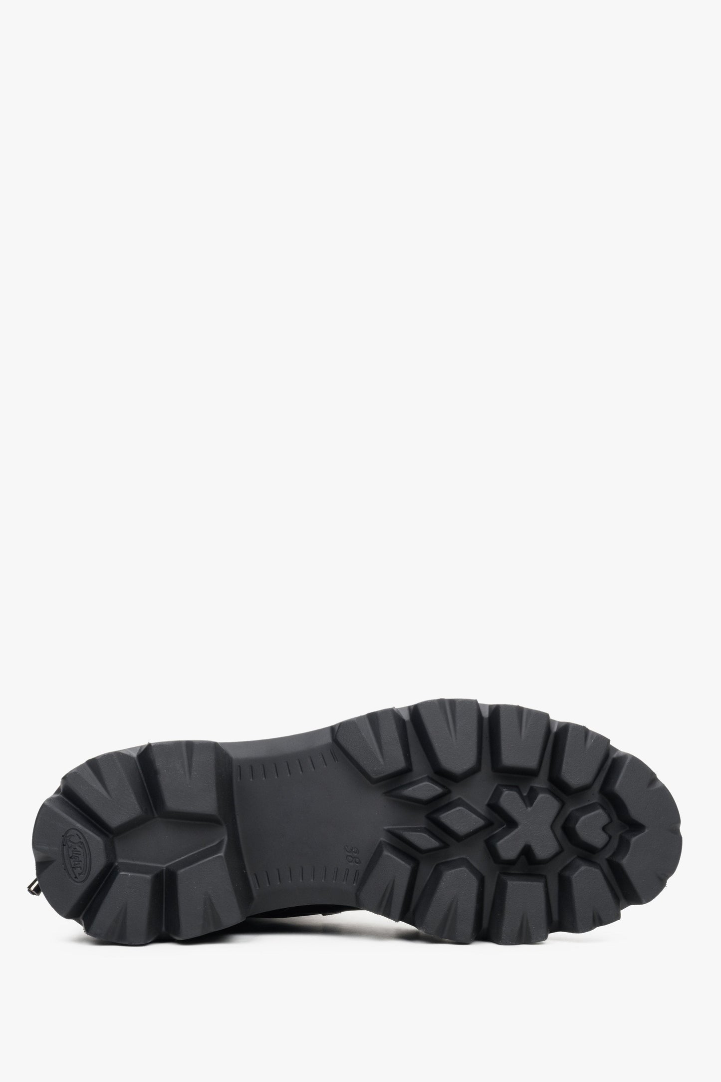 Damen-Leder-Workerboots von Estro in Schwarz – Nahaufnahme der Schuhsohle.