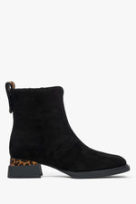 Schwarze Damen-Stiefelette aus Velours mit elegantem Leoparden-Akzent Estro ER00115957.