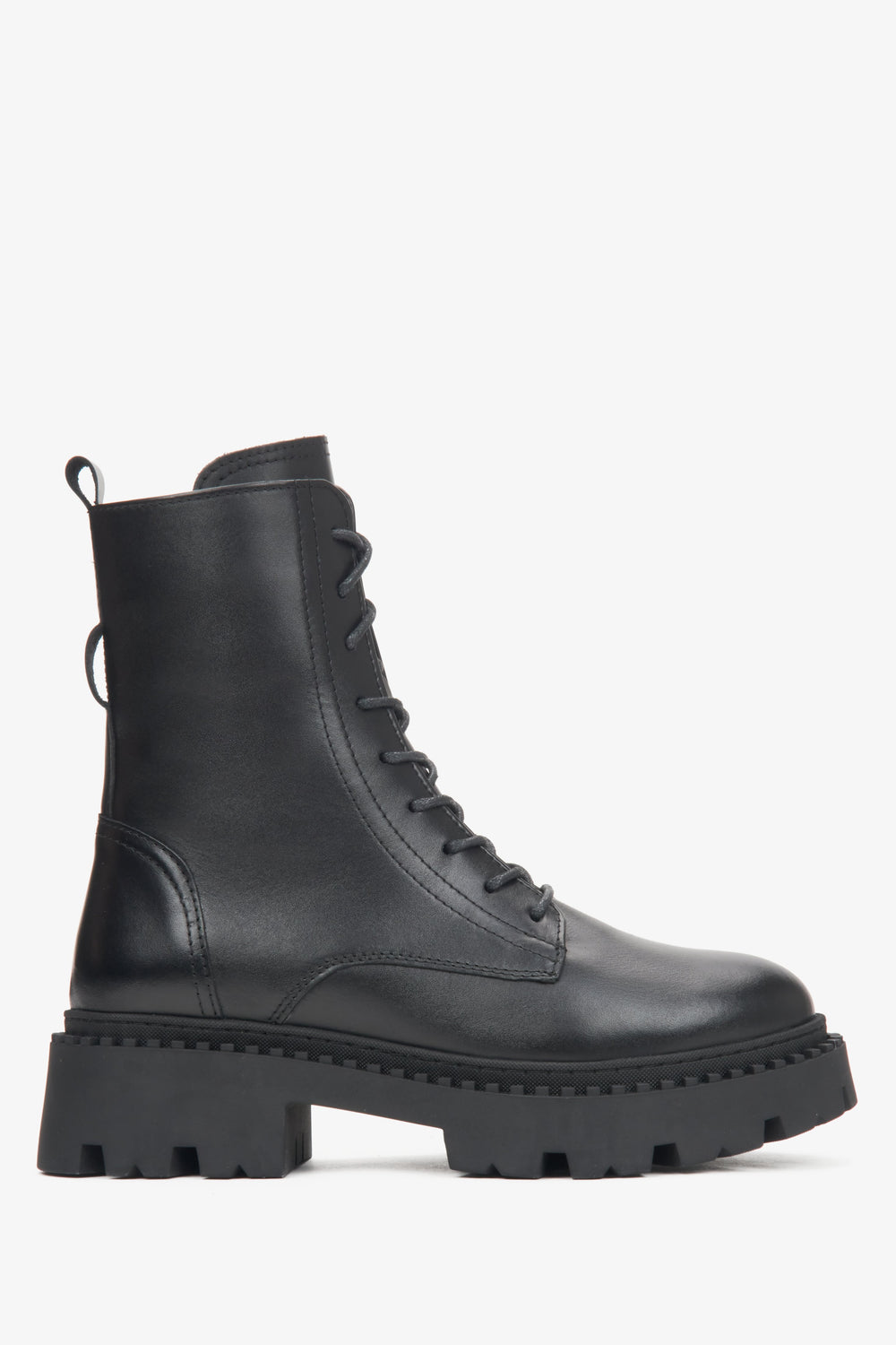 Damen-Stiefeletten in Schwarz aus hochwertigem italienischem Echtleder Estro ER00116387.