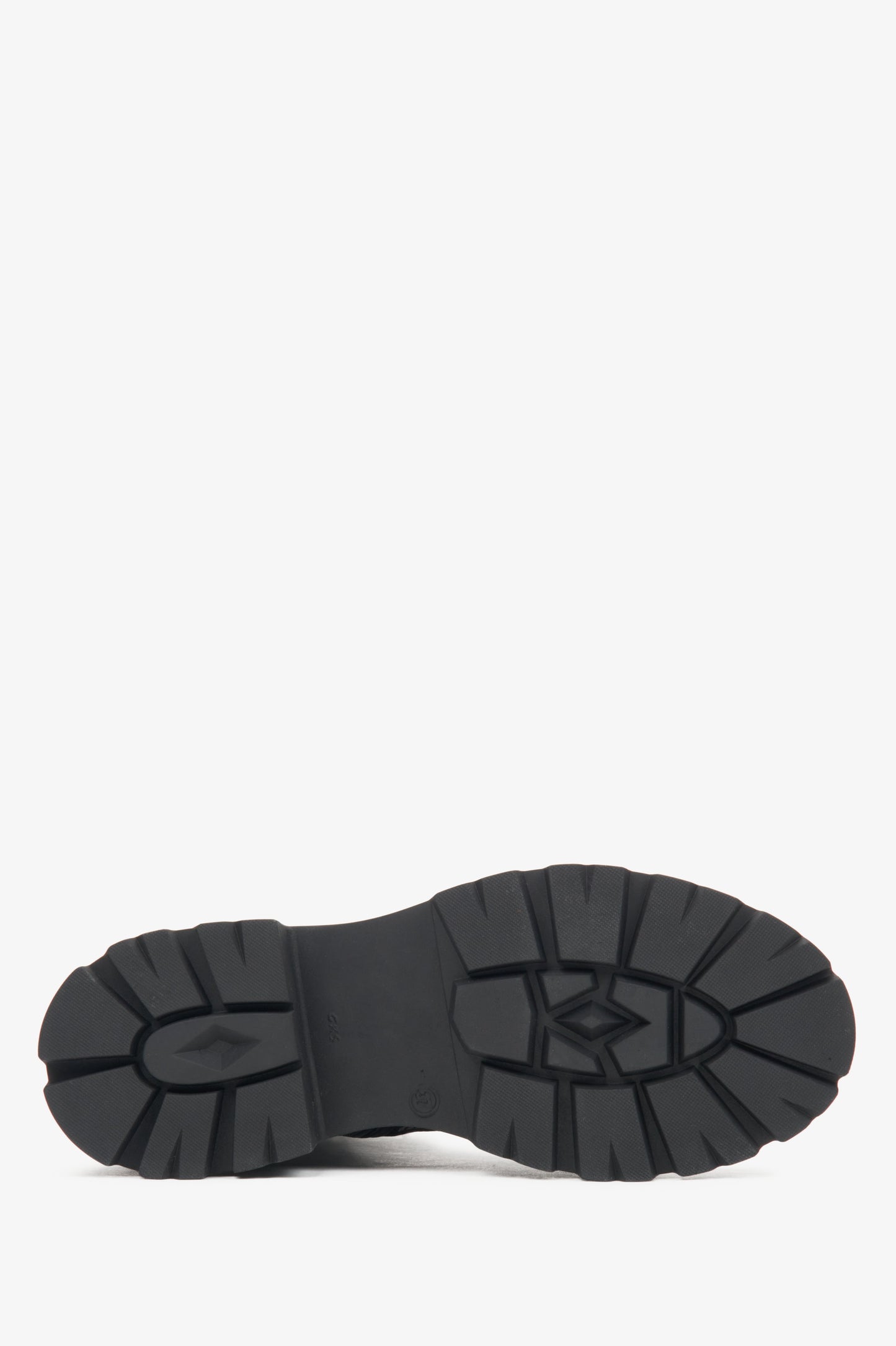 Schwarze Leder-Stiefeletten von Estro – Nahaufnahme der Sohle.