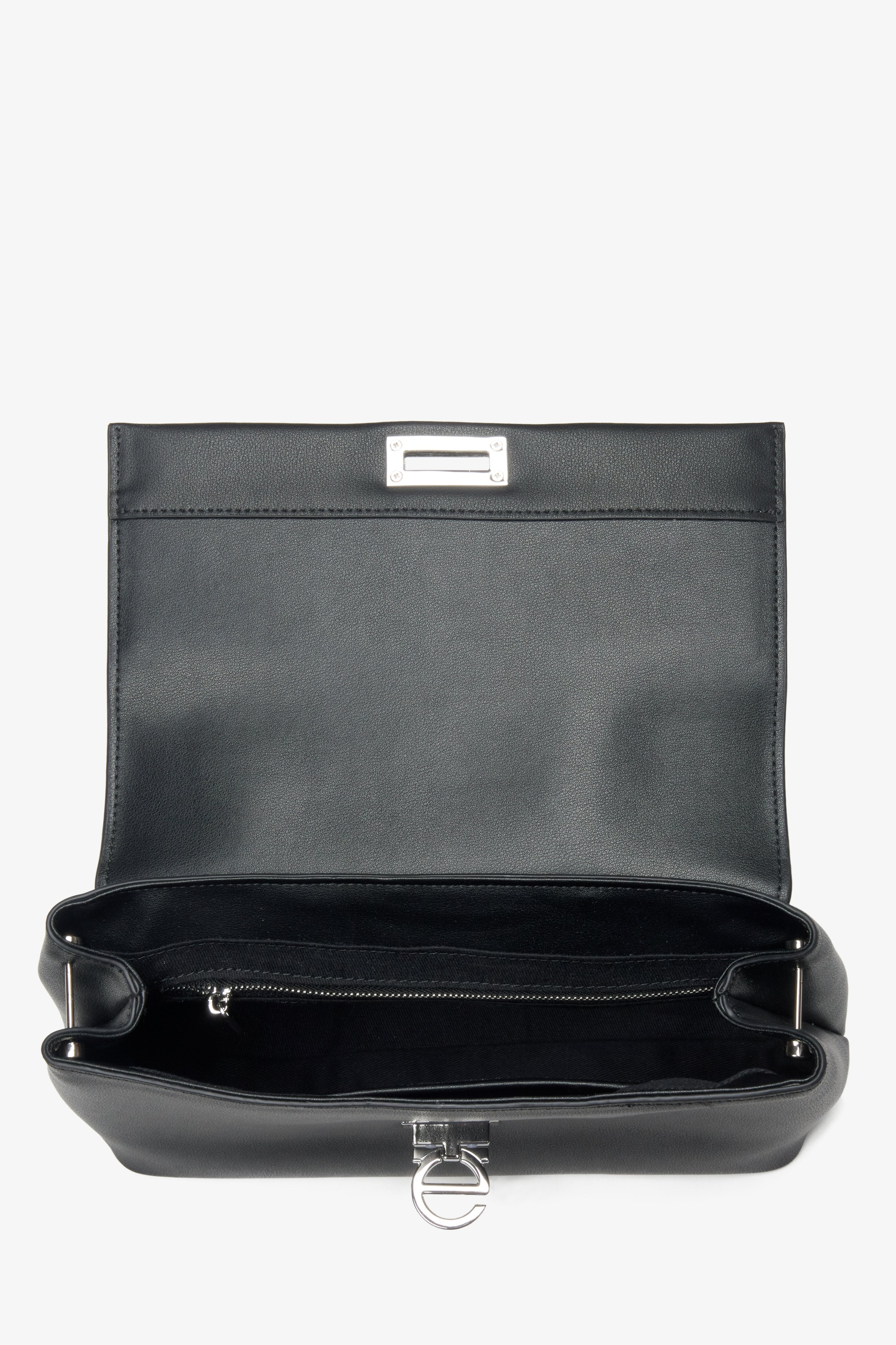 Schwarze Damen-Crossbody-Tasche aus Leder von Estro – Innenansicht.