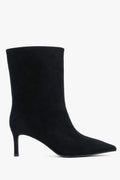 Seitenprofil der eleganten schwarzen Damen-Veloursleder-Stiefelette von Estro mit 7-cm-Stiletto-Absatz