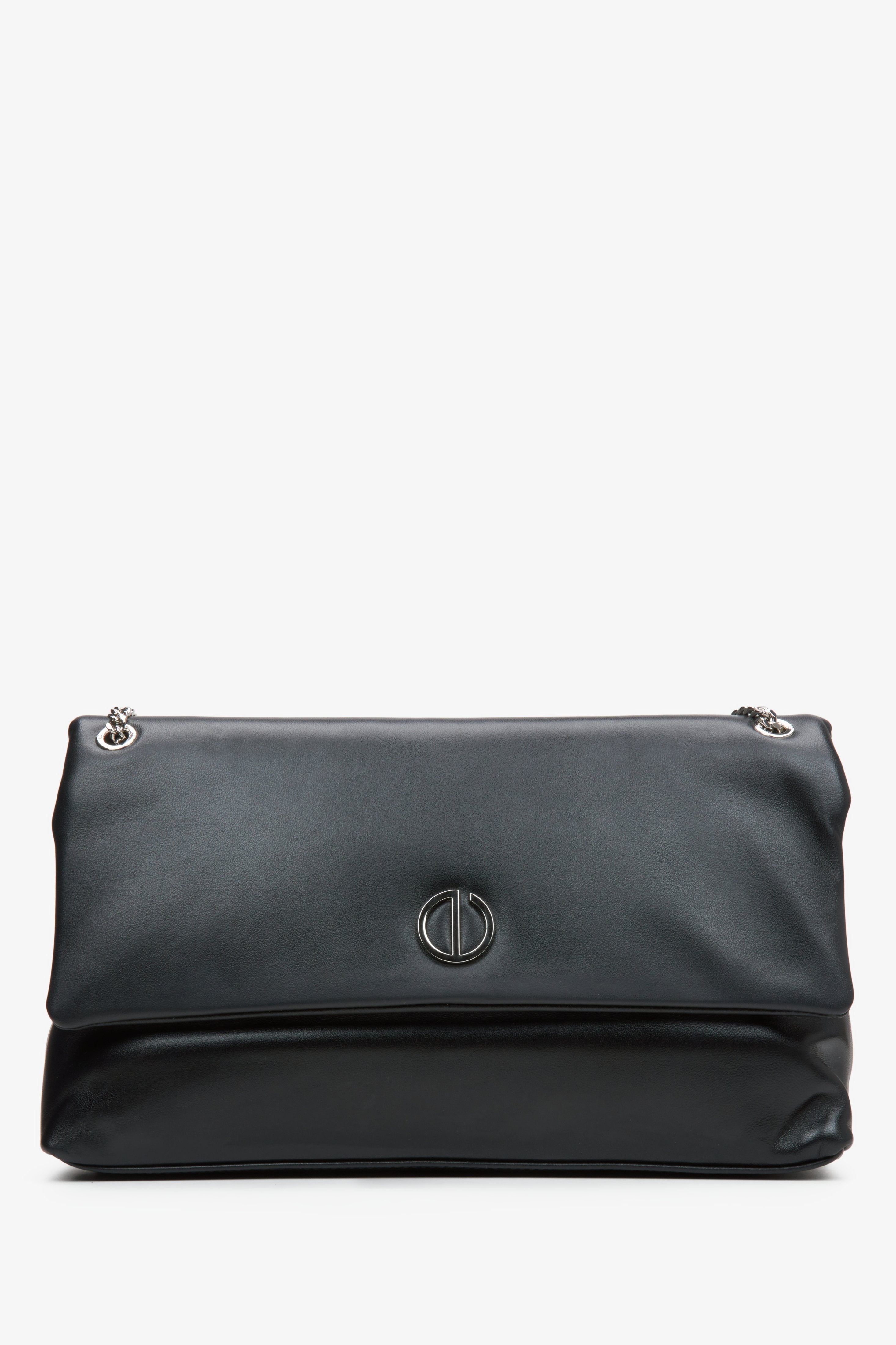 Schwarze Damenhandtasche mit Kette Estro ER00114989.