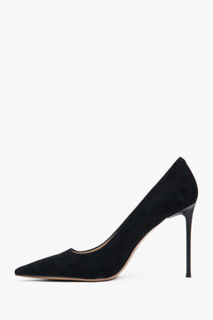 Elegante Pumps mit 10 cm hohem Stilettoabsatz in Schwarz. Estro ER00117236