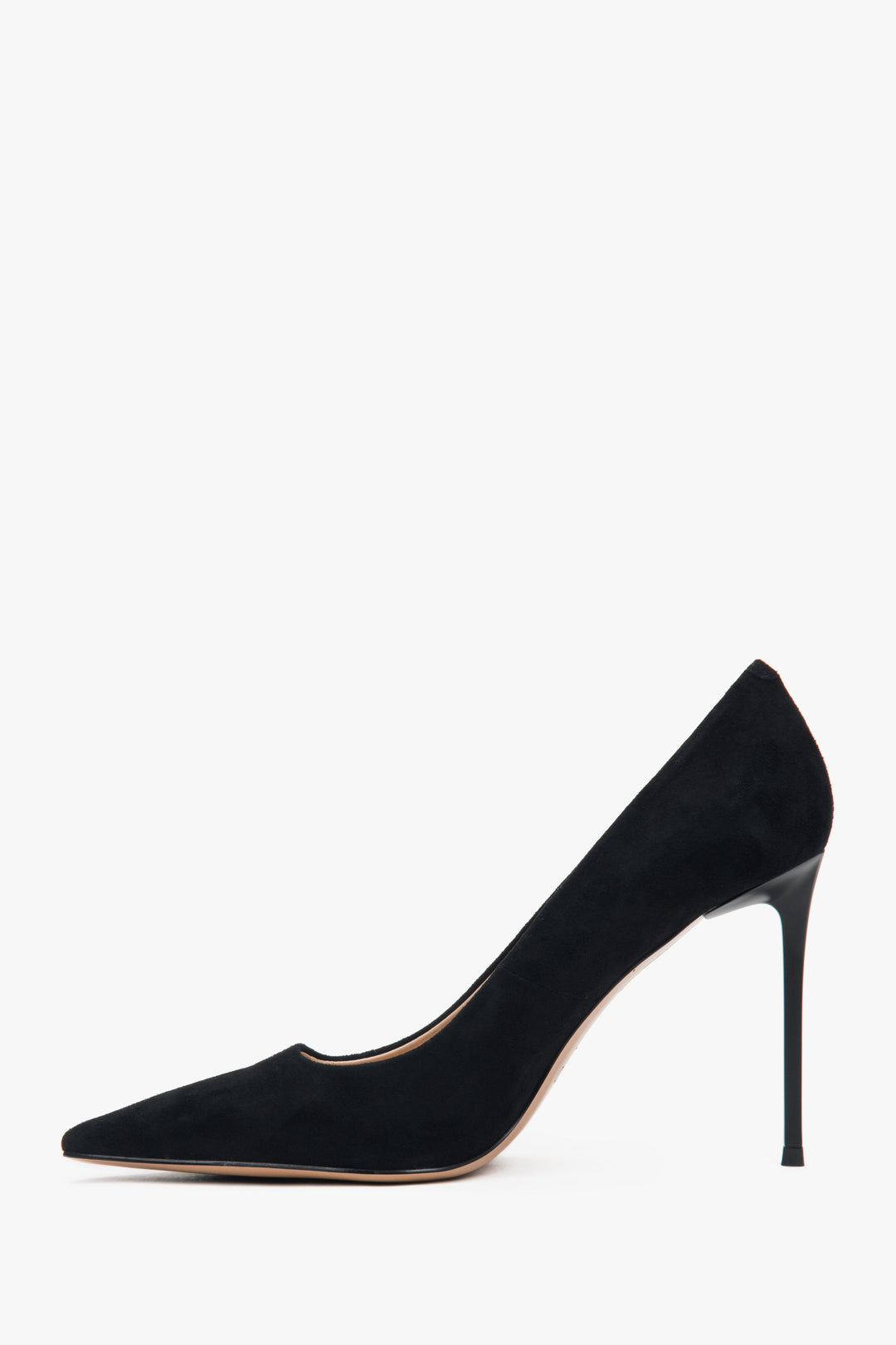 Elegante Pumps mit 10 cm hohem Stilettoabsatz in Schwarz. Estro ER00117236