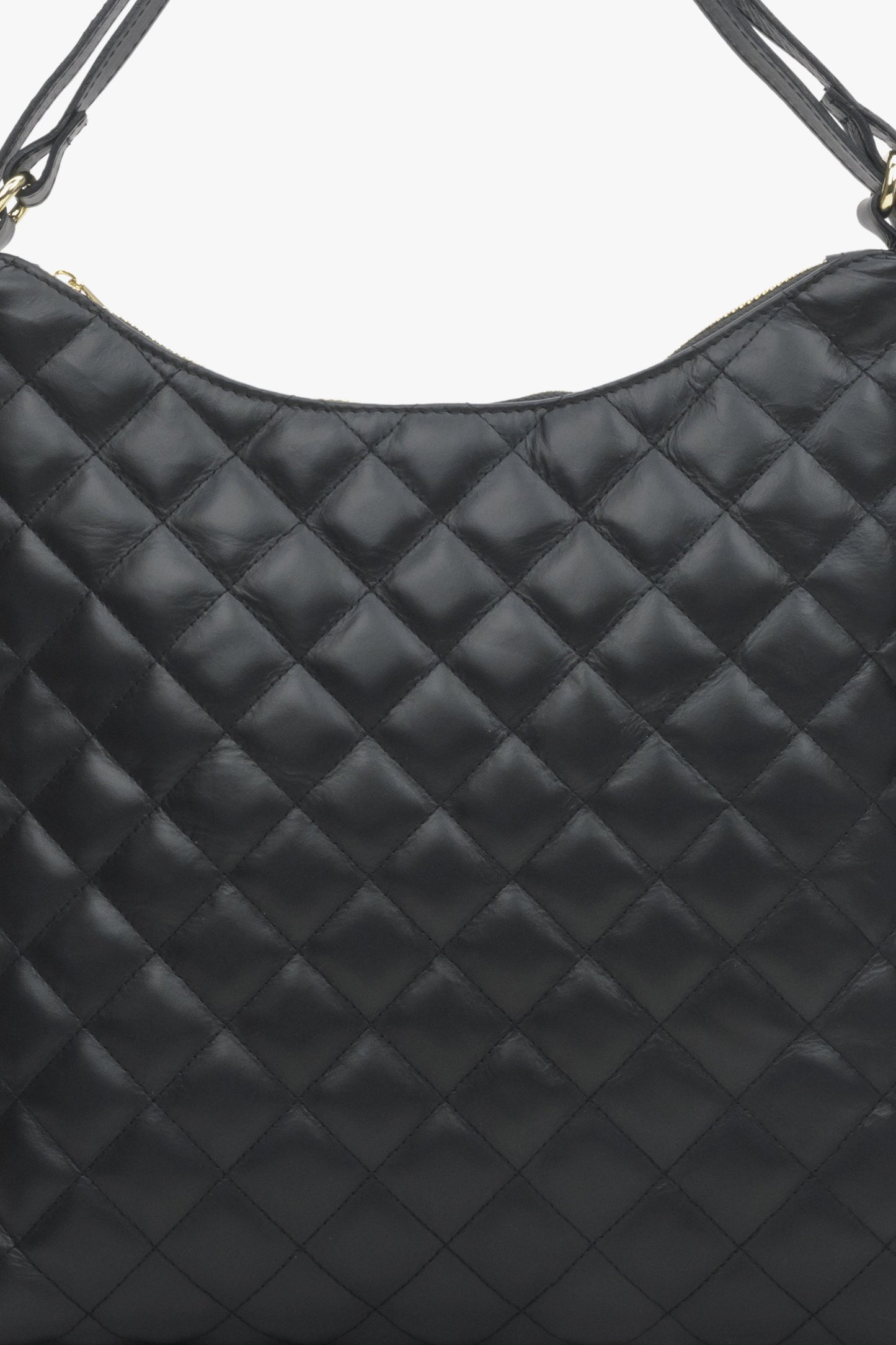 Gesteppte schwarze Ledertasche für Damen.
