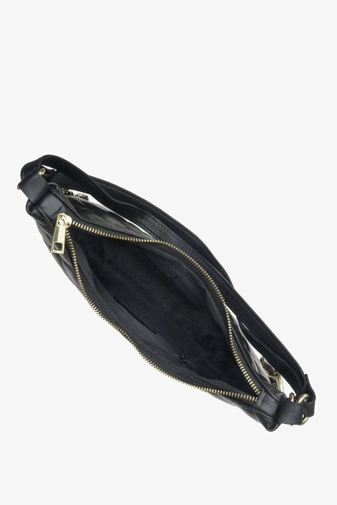 Gestepptes schwarzes Schultertasche von Estro – Innenansicht.