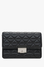 Schwarze gesteppte Damen-Schultertasche aus Leder mit edlen Silberdetails Estro ER00115791.