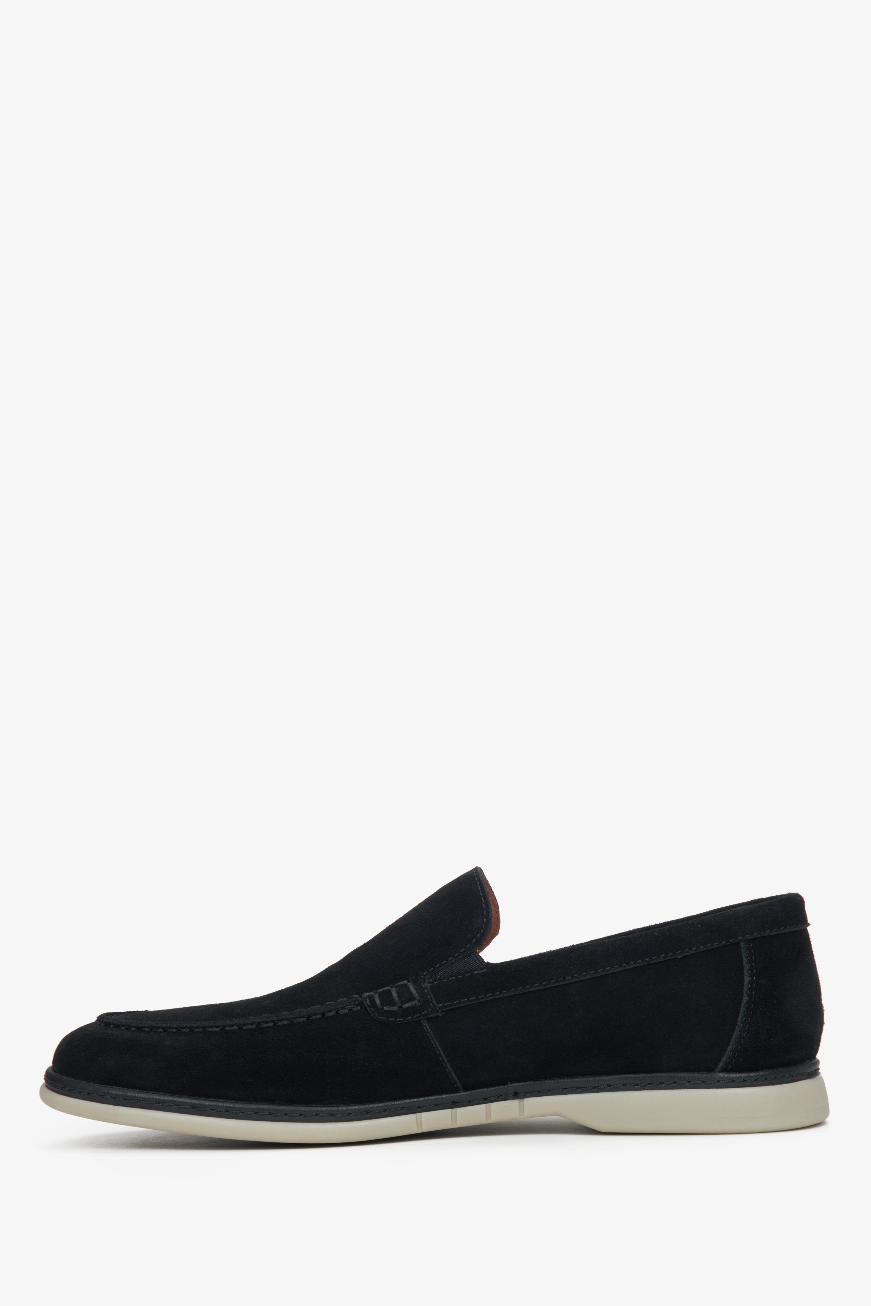Herren-Loafer in Schwarz. Echtes Veloursleder. Modell Estro.