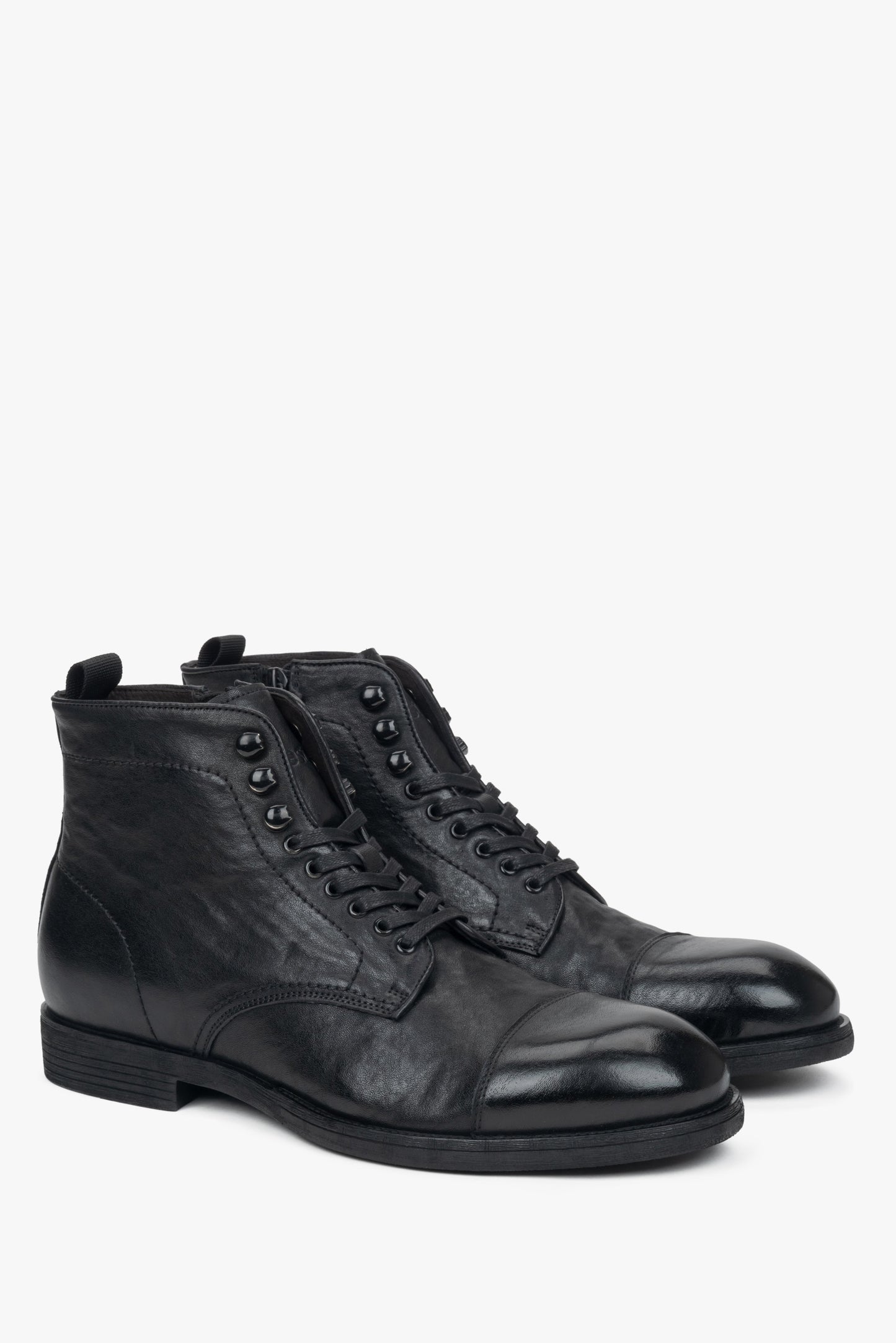 Schwarze Herren-Schnürstiefeletten aus Leder von Estro.