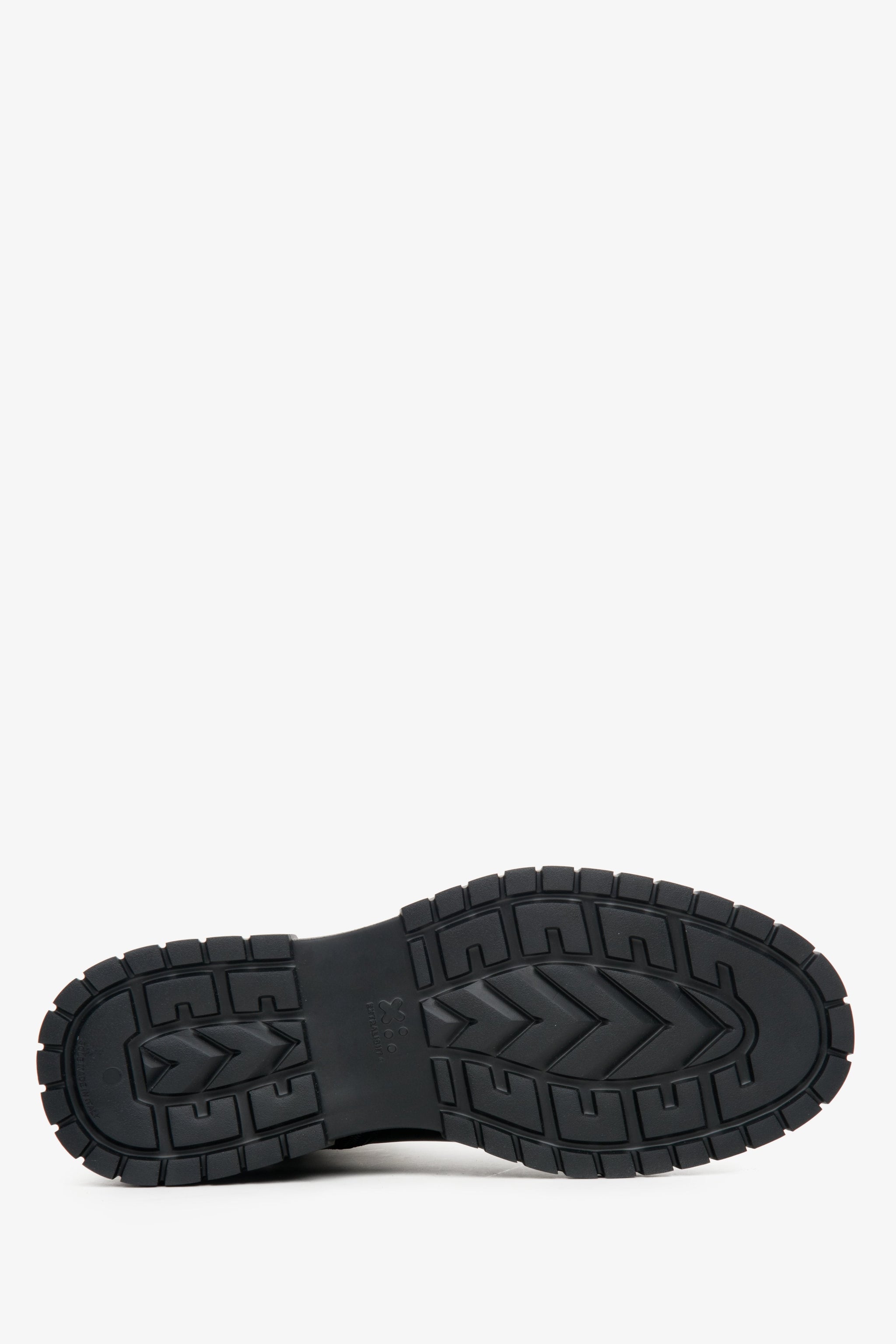 Schwarze Herren-Stiefeletten aus Leder für den Herbst von Estro – Nahaufnahme der Sohle.