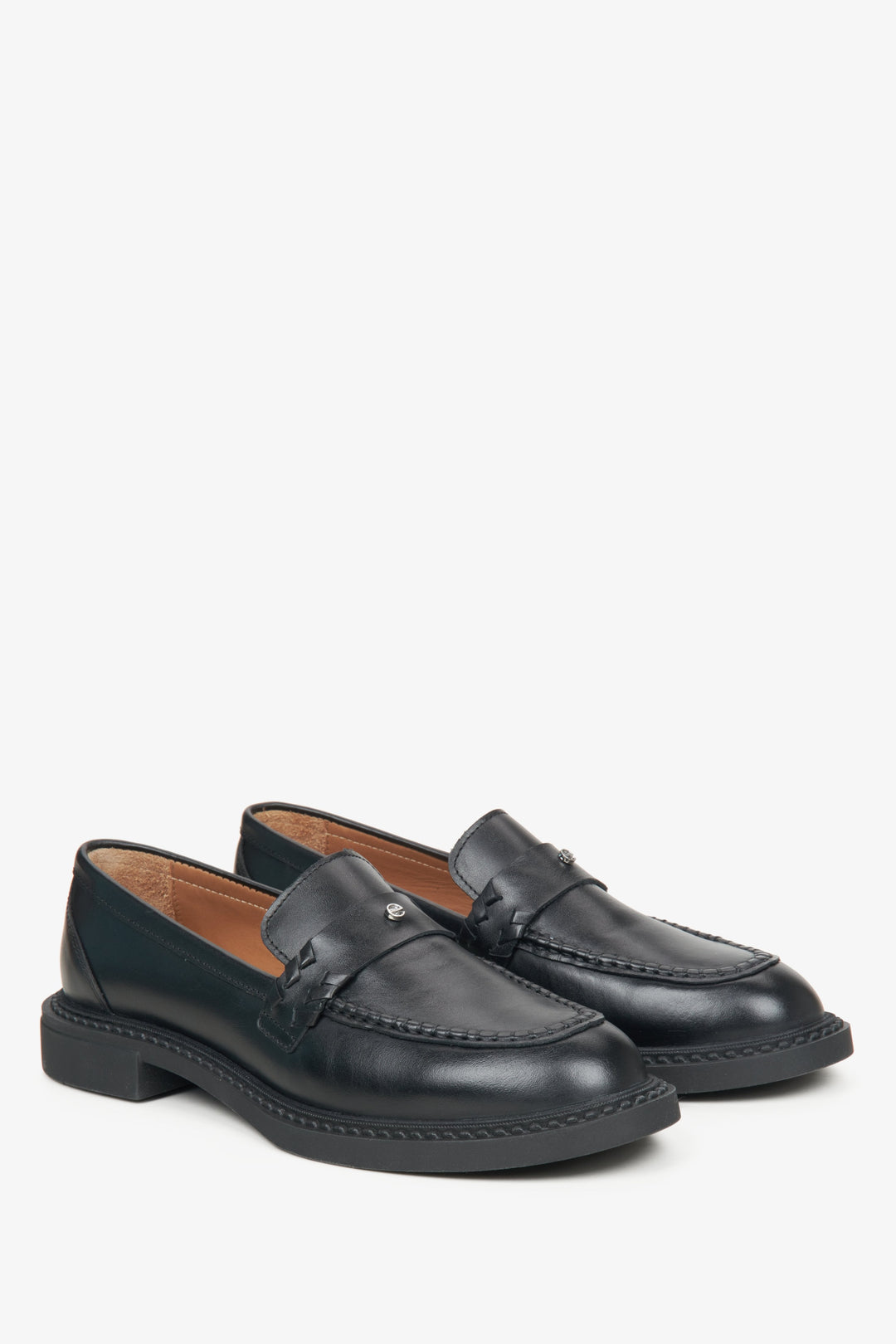 Schwarze Damen-Loafer aus italienischem Leder mit eleganter Diamantverzierung.