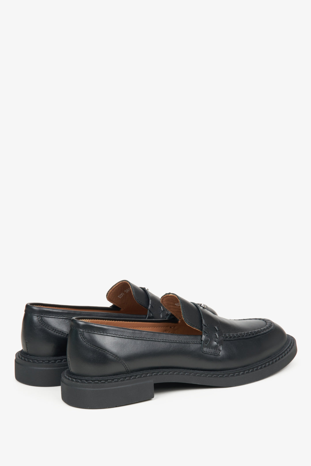 Edle Slipper-Loafer für Damen aus italienischem Leder, verziert mit einem einzelnen Diamanten.