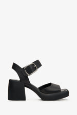 Schwarze Ledersandalen mit Absatz für Damen Estro ER00115155.