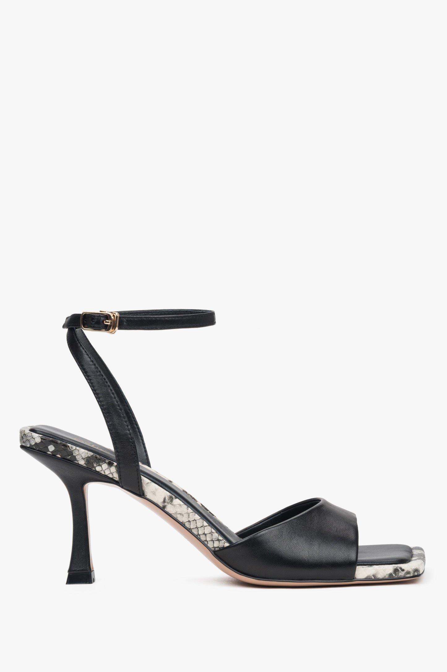 Schwarze Ledersandalen mit Absatz und Animal-Print für Damen Estro ER00117196.