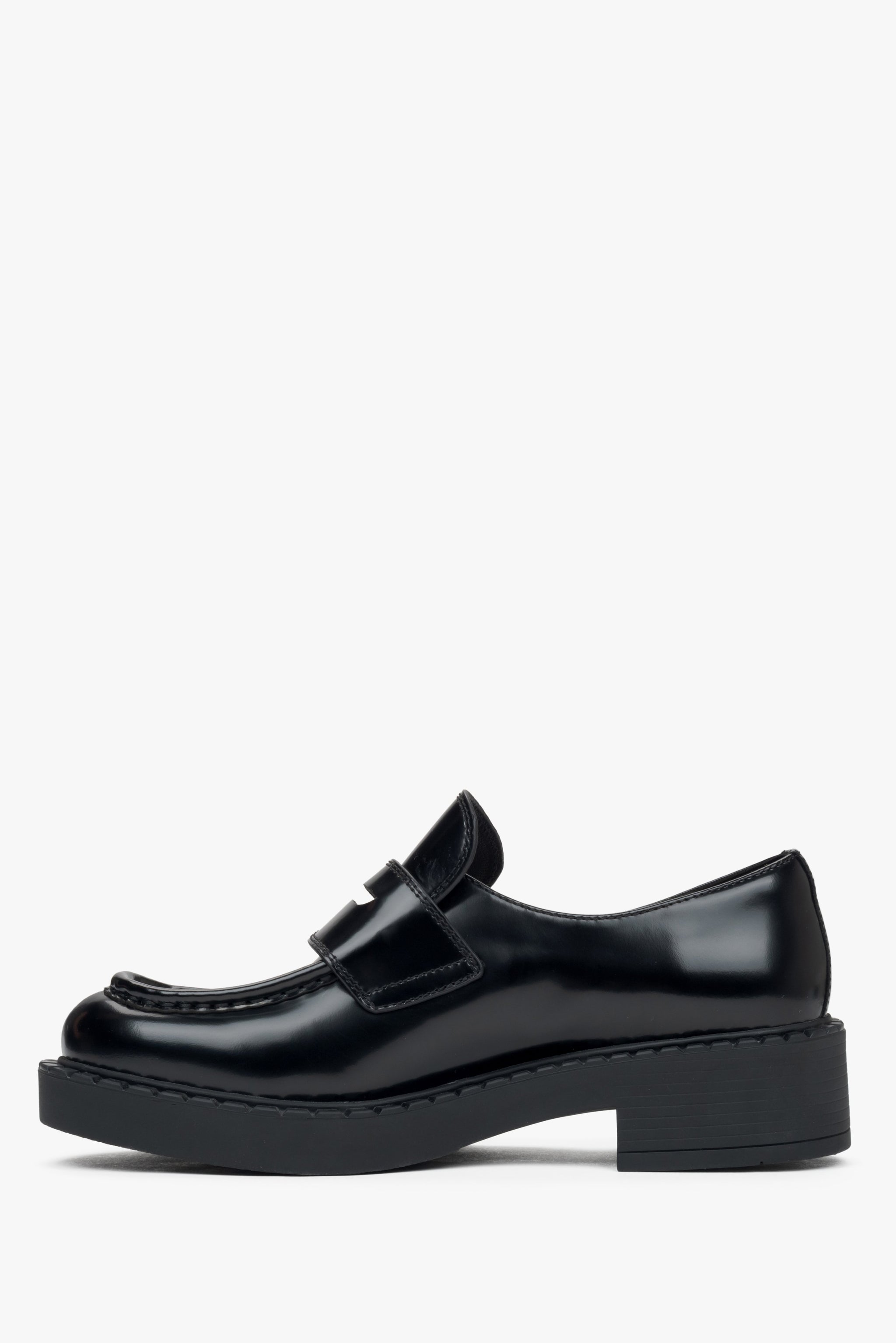 Schwarze Damen Loafer aus Leder von Estro ER00115909