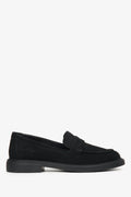 Seitenansicht der schwarzen Penny-Loafer aus Veloursleder für Damen Estro ER00114532