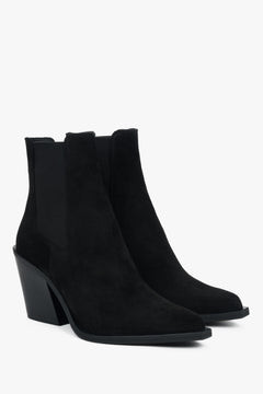 Schwarze Damen-Cowboystiefel von Estro aus hochwertigem italienischem Velours.