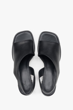 Komfortable schwarze Sandalen mit breitem Zehenbereich, ESTRO ER00116928
