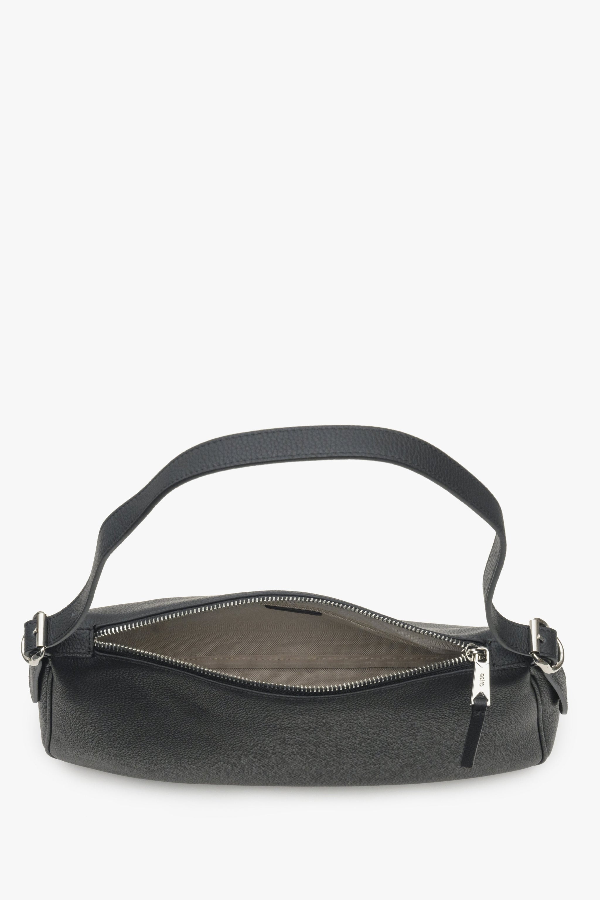 Damen-Umhängetasche in Schwarz aus echtem Leder der Marke Estro.