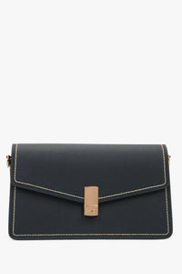 Schwarze Leder-Schultertasche mit goldfarbenen Akzenten Estro ER00117249.