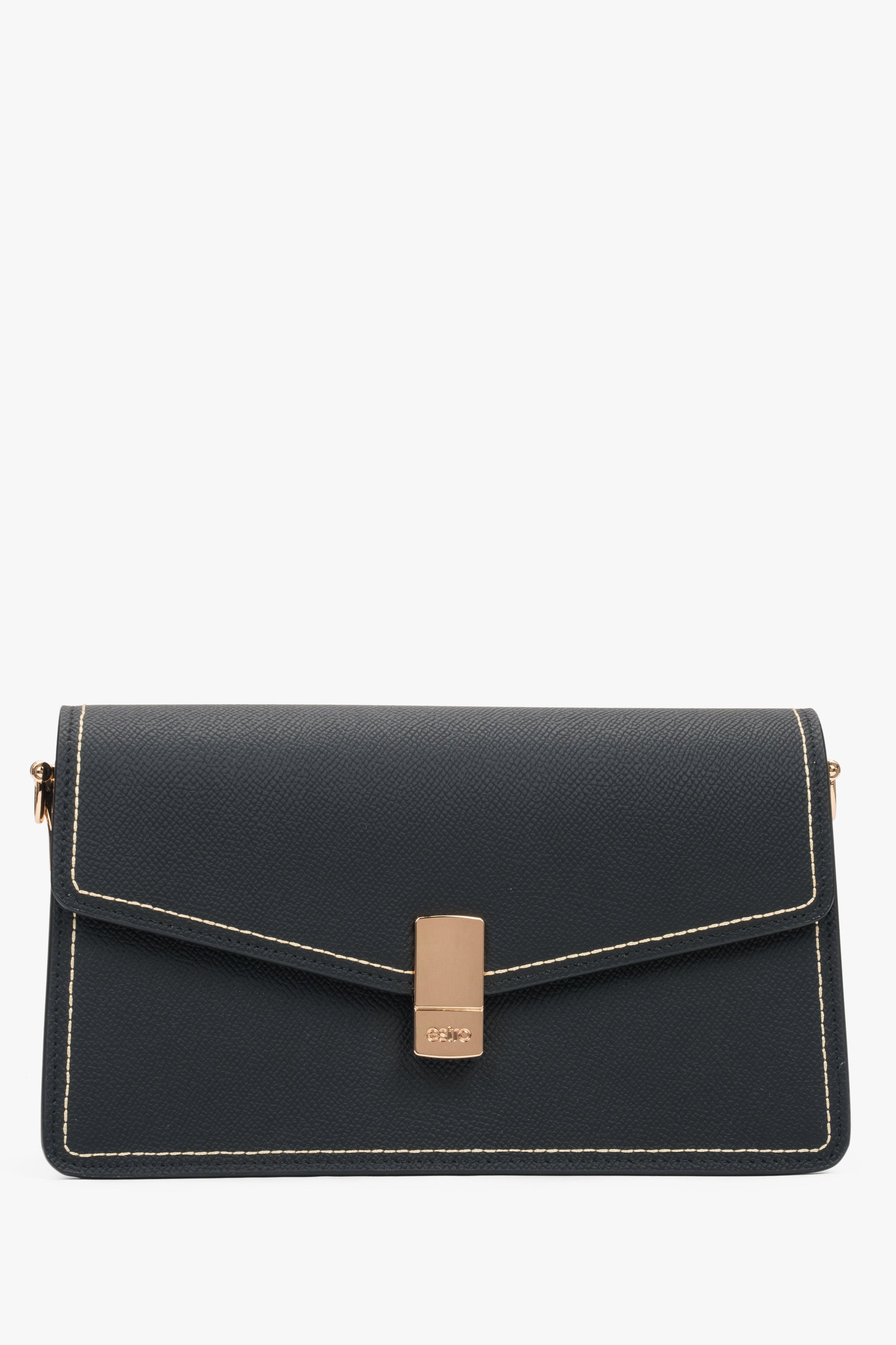 Schwarze Leder-Schultertasche mit goldfarbenen Akzenten Estro ER00117249.