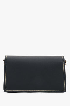 Elegante schwarze Damen-Schultertasche von Estro mit goldfarbenen Details.