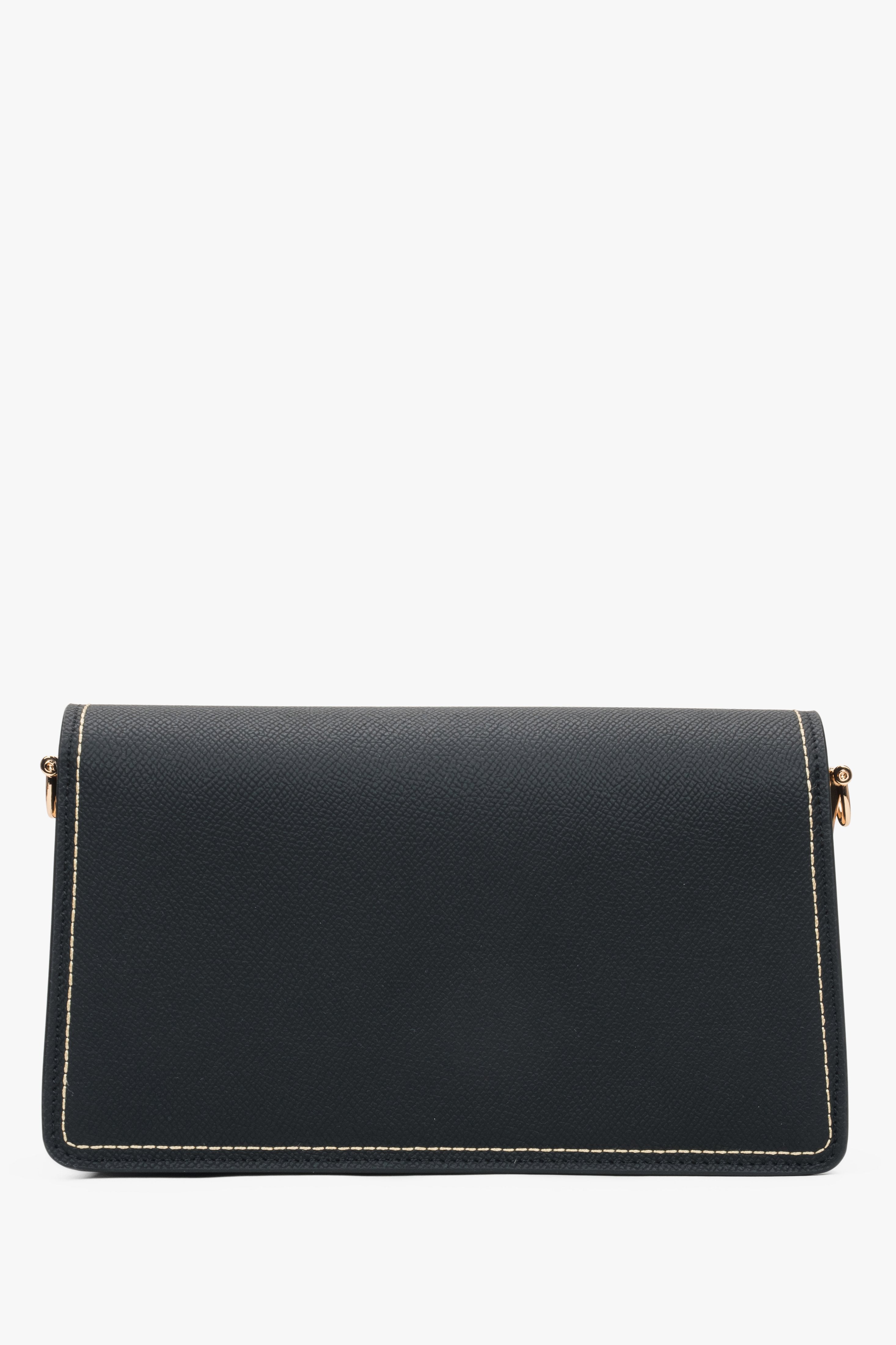 Elegante schwarze Damen-Schultertasche von Estro mit goldfarbenen Details.