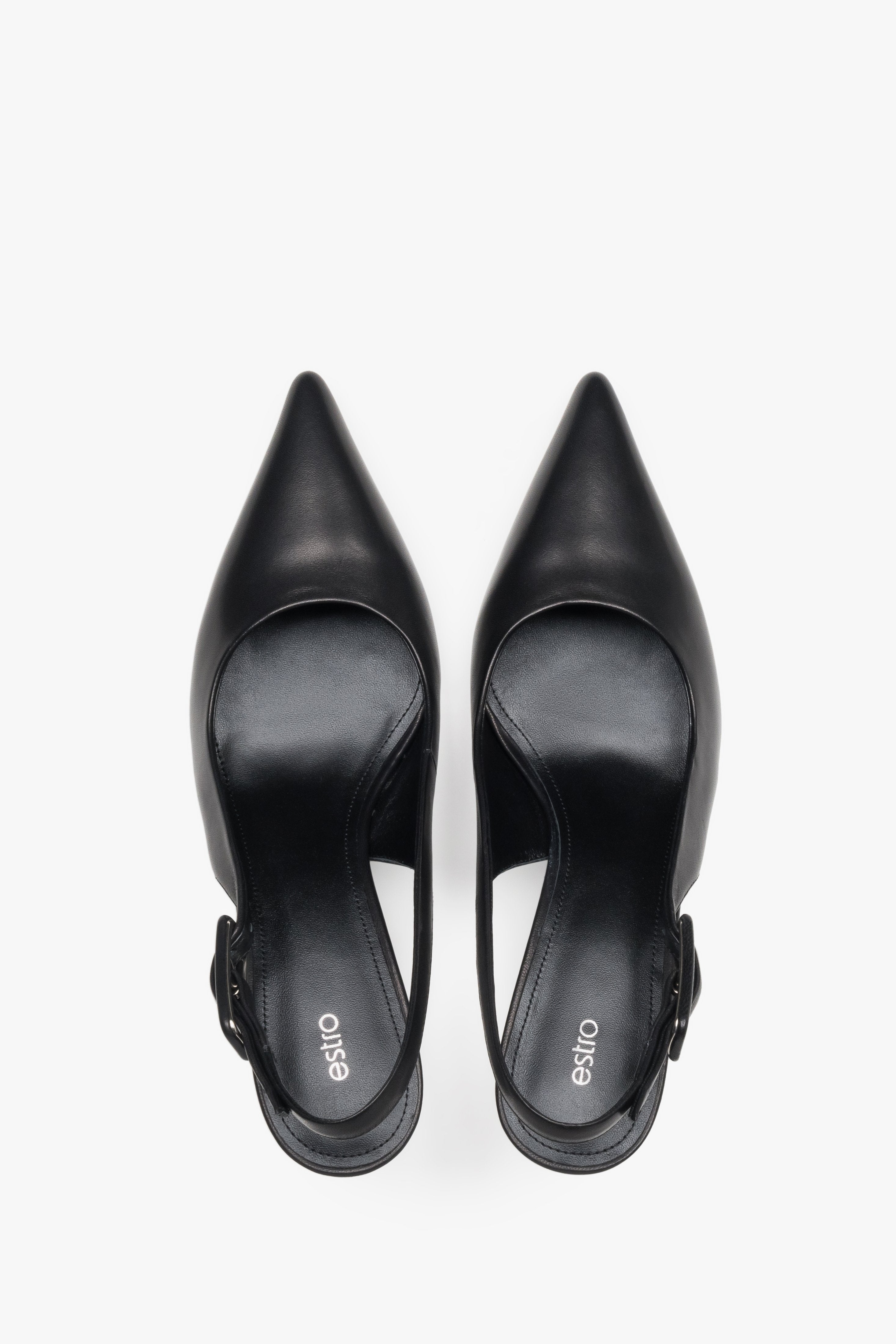 Paar schwarze Slingback-Pumps aus Leder von oben
