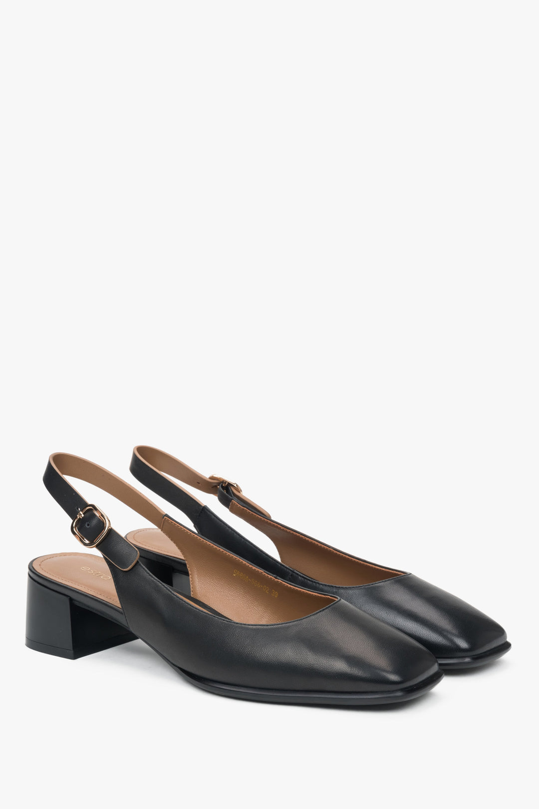 Detailaufnahme der Schnalle an den schwarzen Slingback-Pumps, Estro ER00116971