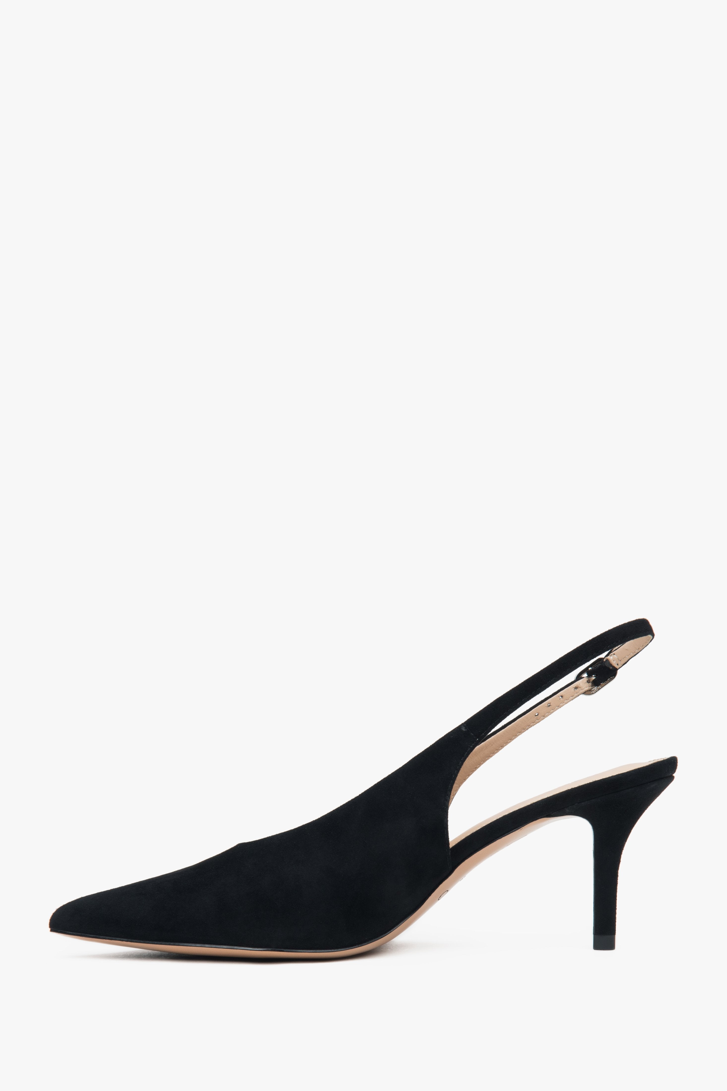 Elegante schwarze Slingback-Schuhe aus Velour für Damen.