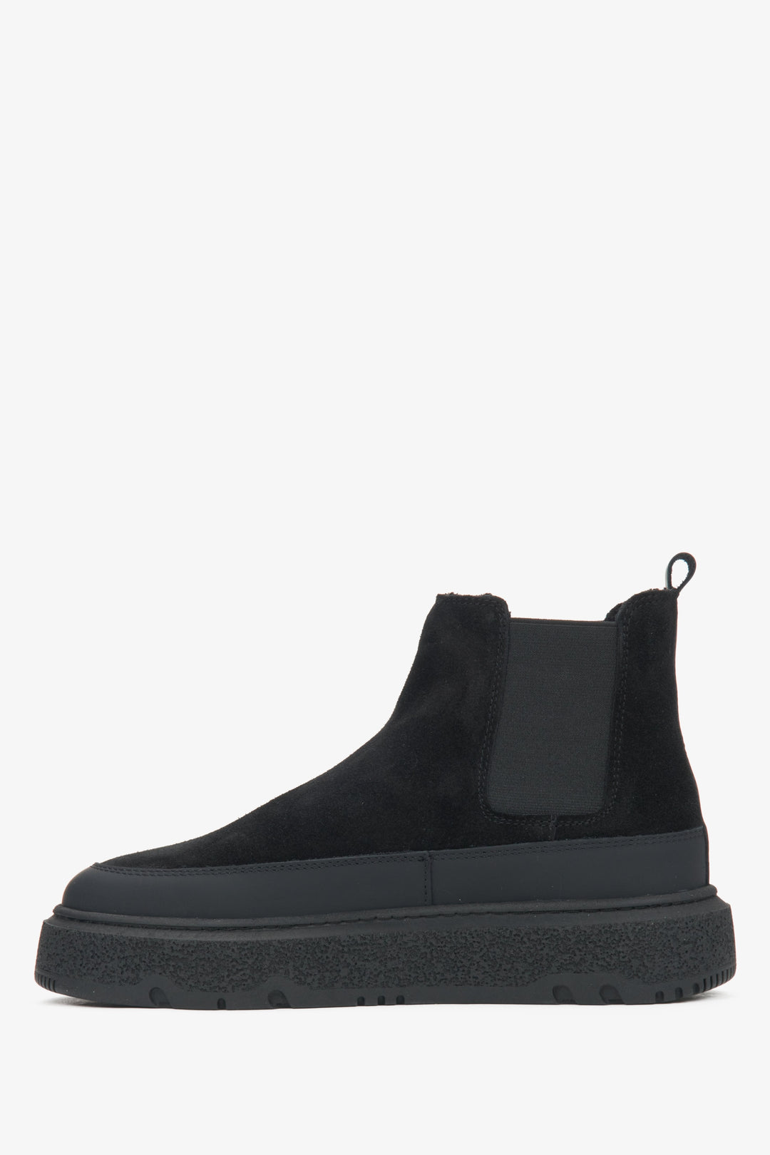 Schwarze Velours-Chelsea-Boots für Damen von Estro – Schuhprofil.