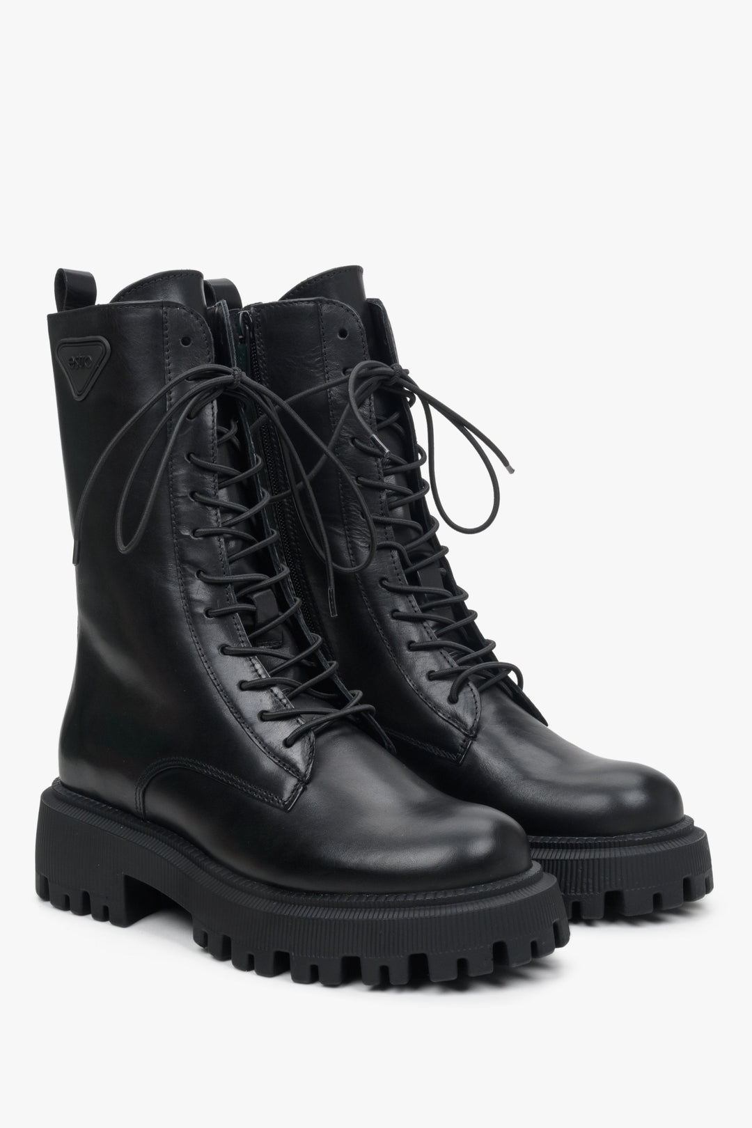 Schwarze Damen-Stiefeletten aus Leder mit hohem Schaft von Estro.
