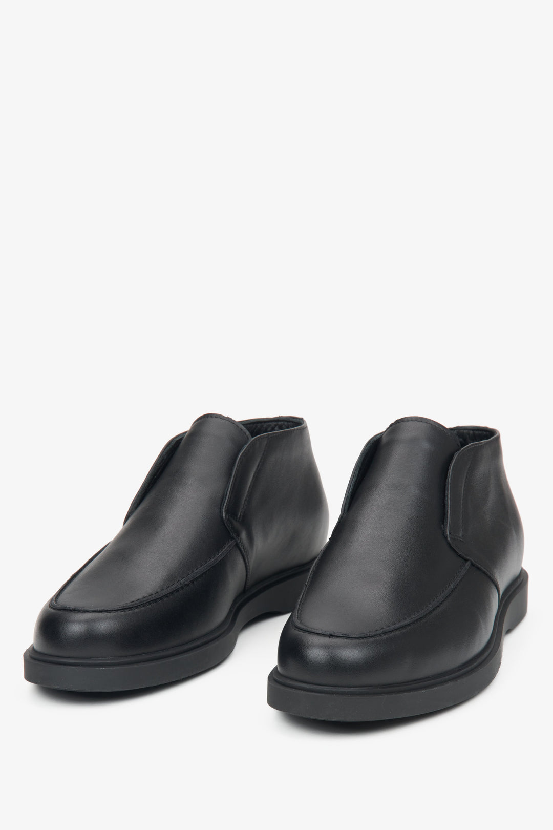 Schwarze Herren-Loafer aus echtem Leder von Estro.
