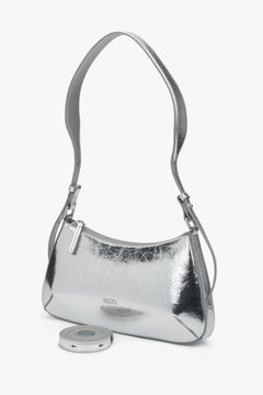 Silberne Damen-Baguette-Tasche von Estro aus echtem Leder.