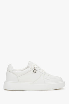 Weiße Ledersneaker für Damen mit flexibler Sohle Estro ER00117140.