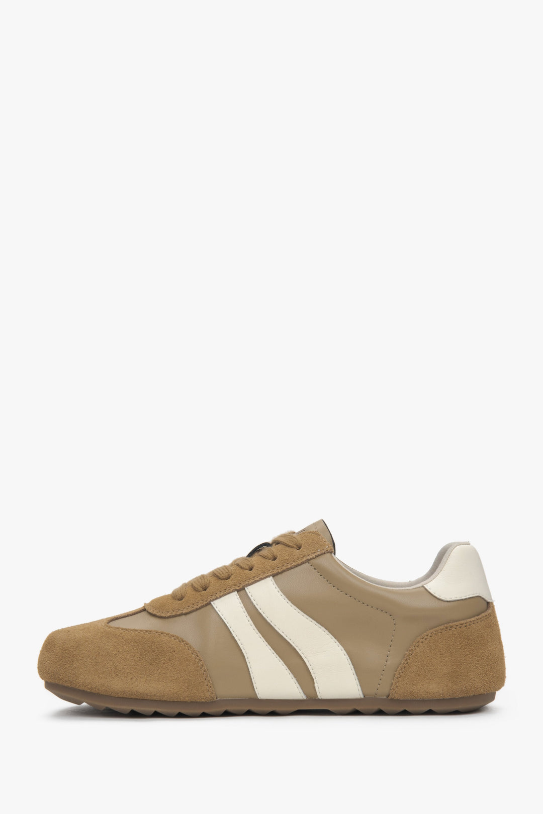Brauner Damen-Sneaker von Estro aus Velours- und Naturleder.