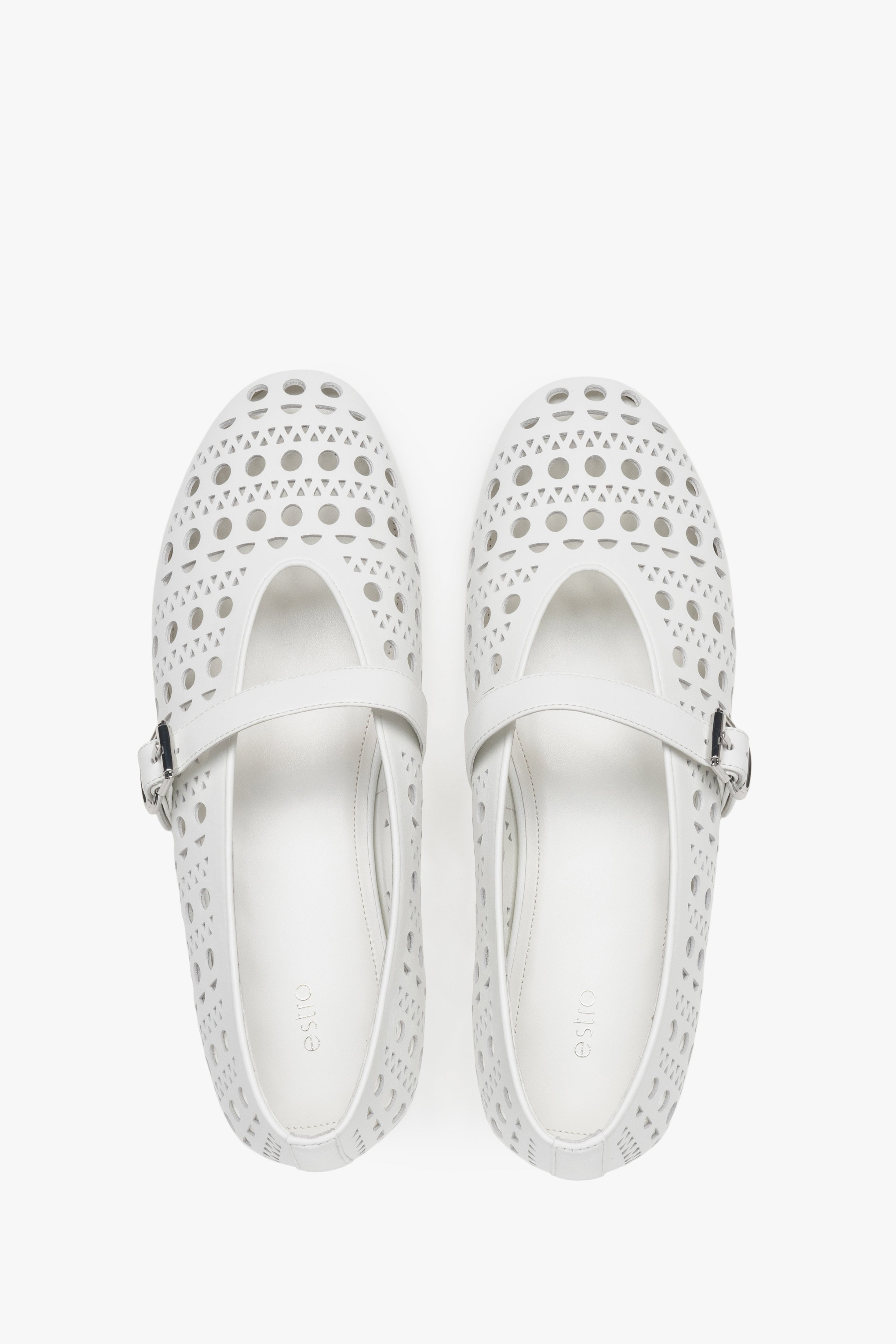 Komfortable weiße Damen-Ballerinas aus echtem Leder Estro ER00116977.
