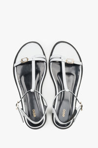 Weiße Damen-Sandalen aus echtem Leder von oben mit goldfarbenen Details