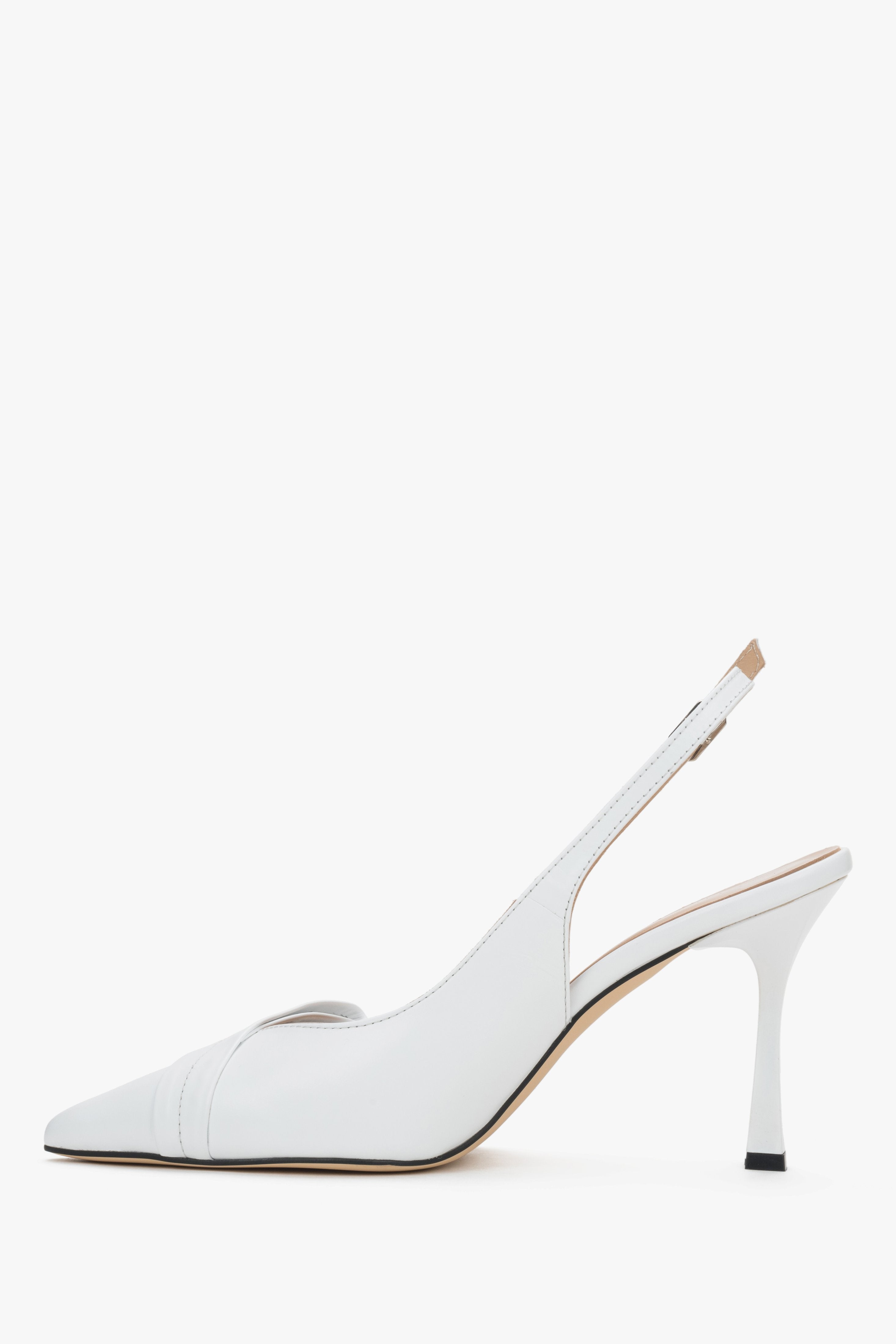 Weiße Damen-Slingback-Pumps aus echtem Leder in seitlicher Profilansicht
